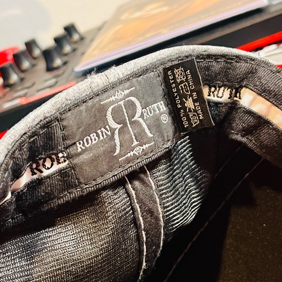 Robin Ruth - Puerto Rico 🇵🇷 - Picture 6 of 6